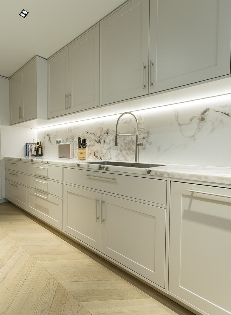 tziastoudis design - light shaker kitchen